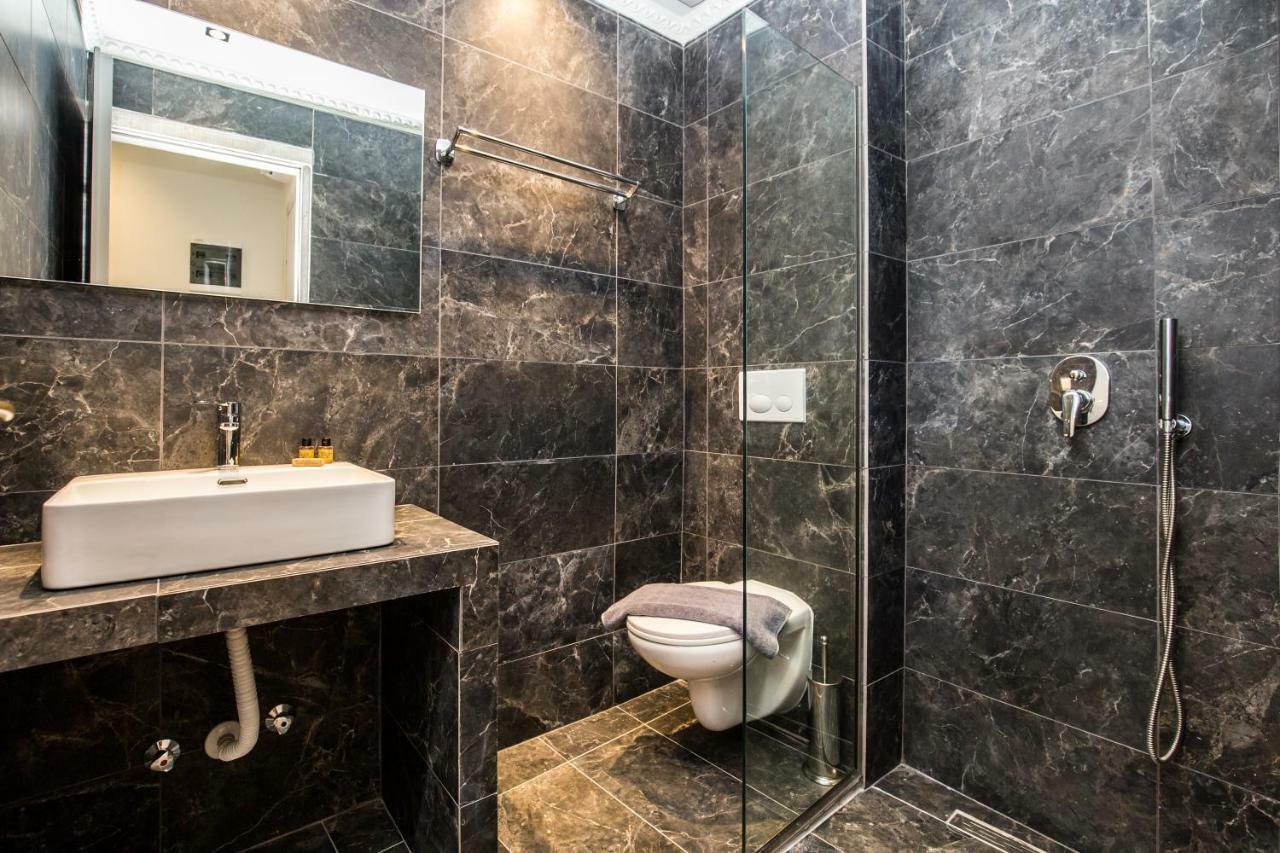 Studios & Apartments Elisabeta يميناريا المظهر الخارجي الصورة